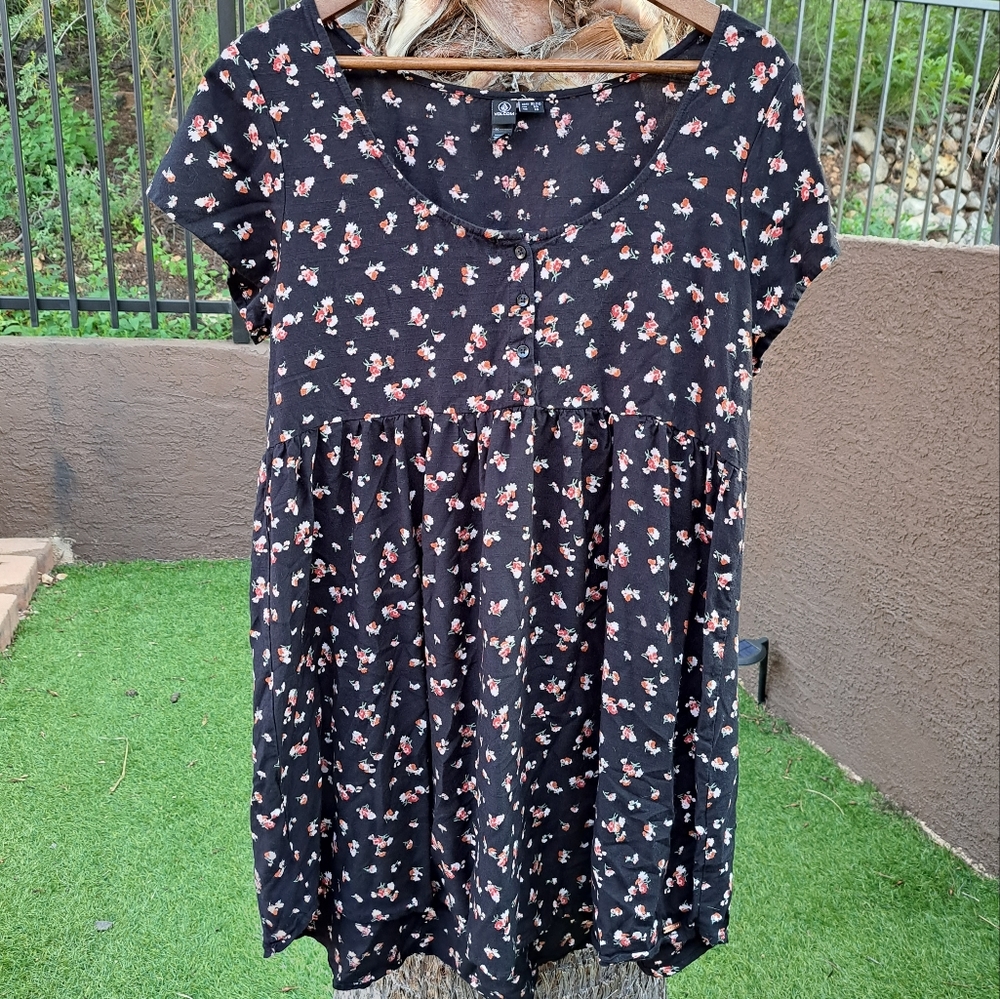 Volcom black floral  baby doll dress XL